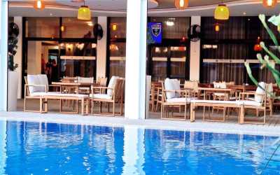 Sveltos *** hotel w Larnaka z samochodem